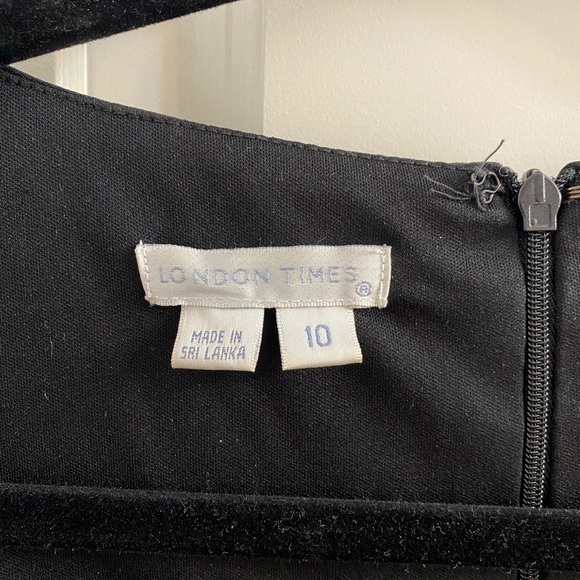 London Times LBD - Picture 4 of 5